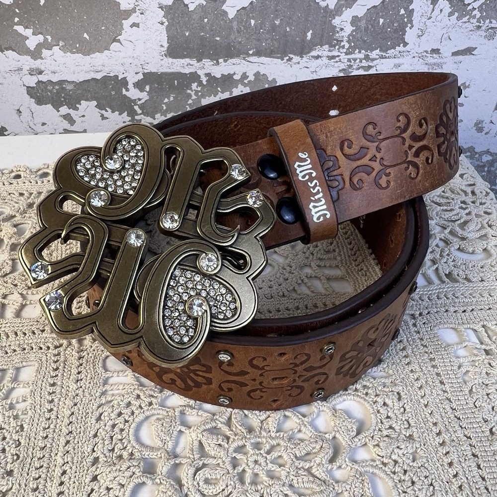 Miss Me Leather Belt Women's Sz 34 Antique Brass Tone Hearts Buckle Y2K Bling - Picture 4 of 8